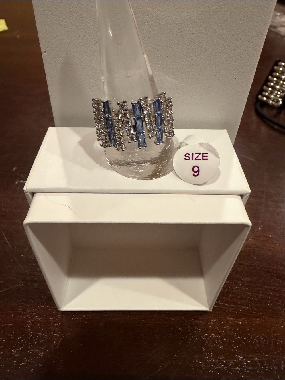 Blue Spinel on Rhodium Band